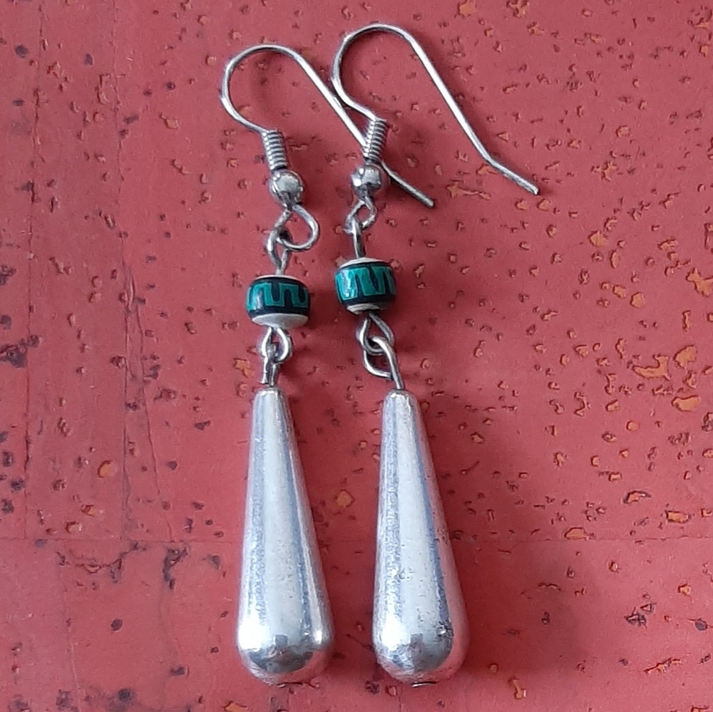 Vintage Handmade Native Silver Teardrop Earrings
